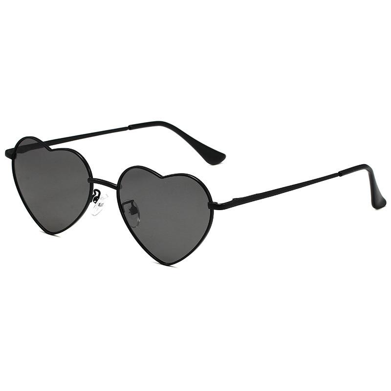 Fashion Women's Metal Heart Shaped Sunglasses Gradient Outdoor Goggles Female Eyewear UV400 Shades Metal Women Girls Sunglasses