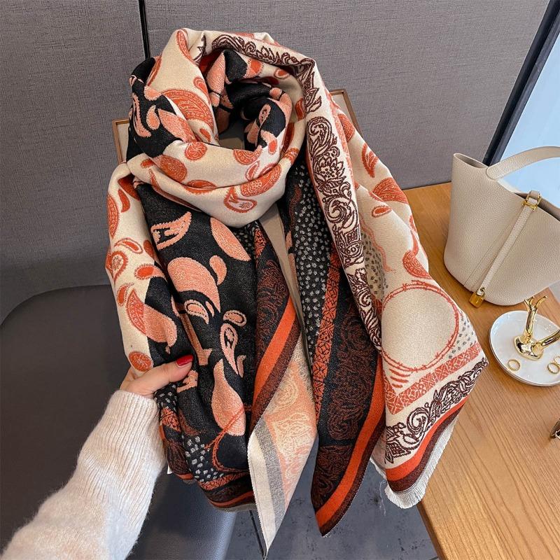 Autumn new women's fashion scarf retro splicing contrasting color cashew nut flower jacquard scarf to keep warm and cold