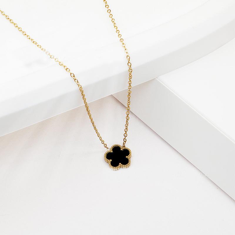 Gold Silver Color Pendant Necklaces Double Sided Flowers Stainless Steel Necklace Elegant Charms for Necklace Women Charm Clover