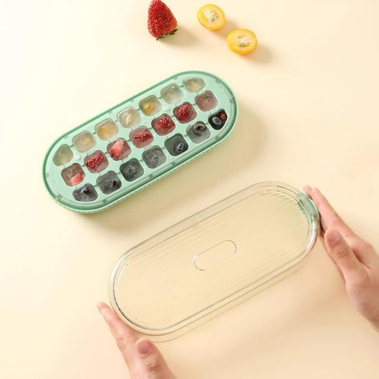 Press-to-Release Ice Cube Tray with Lid No-Touch Silicone Mold for Easy Release Food-Grade Leak-Proof Integrated Storage Box Home Bar Essential