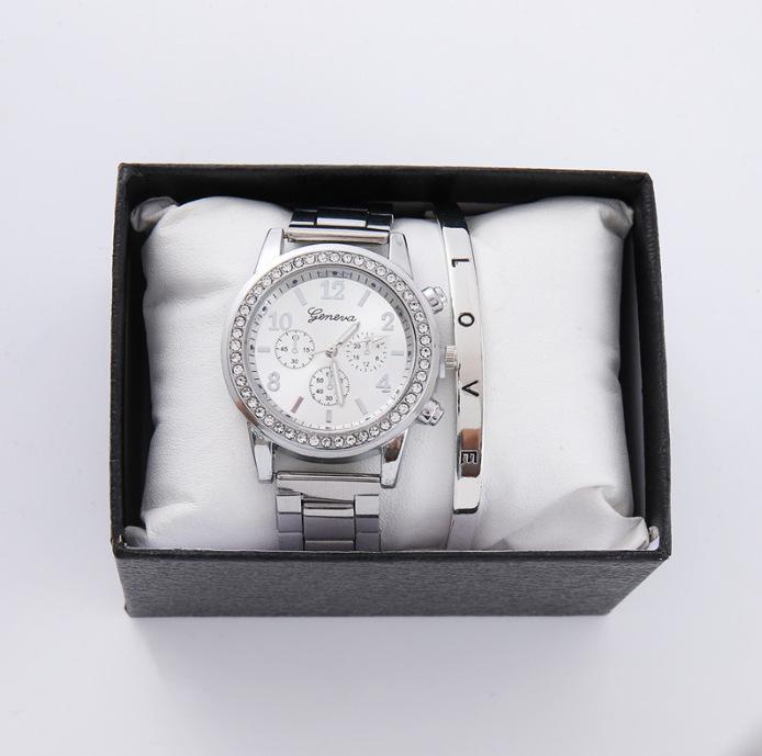 Fake Three-Eyed Ladies 5Pcsset Steel Belt Women'S Watch Casual Korean Edition Quartz Watch Set (Orange Box)