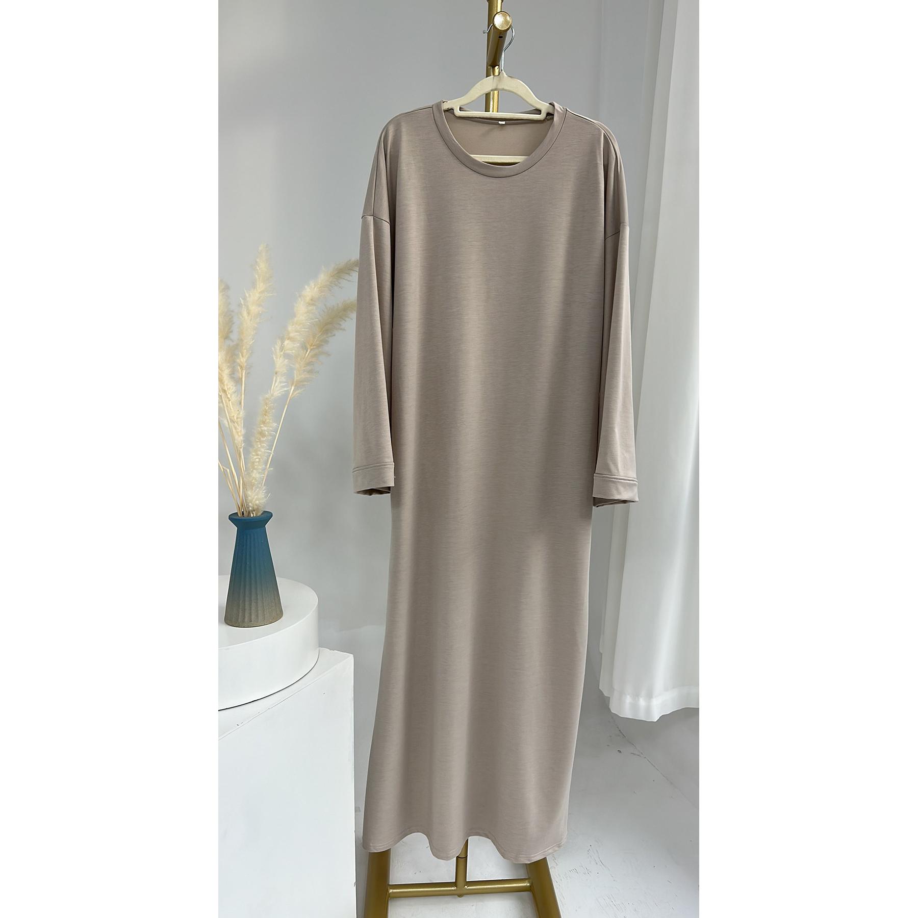 

Скромное платье Внутренние платья Мусульманские женщины Дубай Абая Ид Рамадан Исламская одежда Турция Арабский халат L фиолетовый