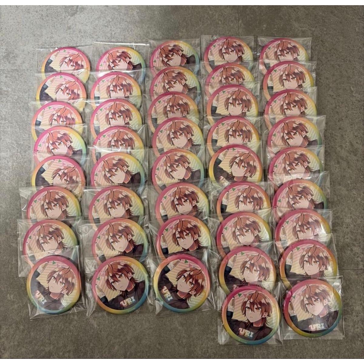 Used Colorful Peach Pupipa Uri can badges 43 pieces
