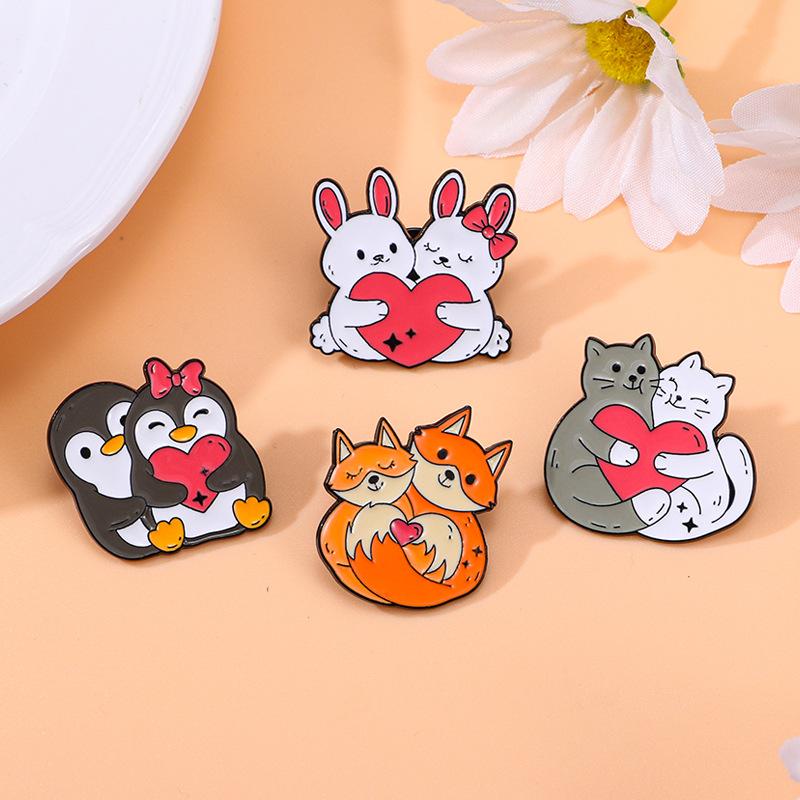 Cartoon Couple Animals Enamel Brooch Penguin Cat Rabbit Fox Heart Lovers Lapel Pin Badge Backpack Clothes Jewelry Accessories