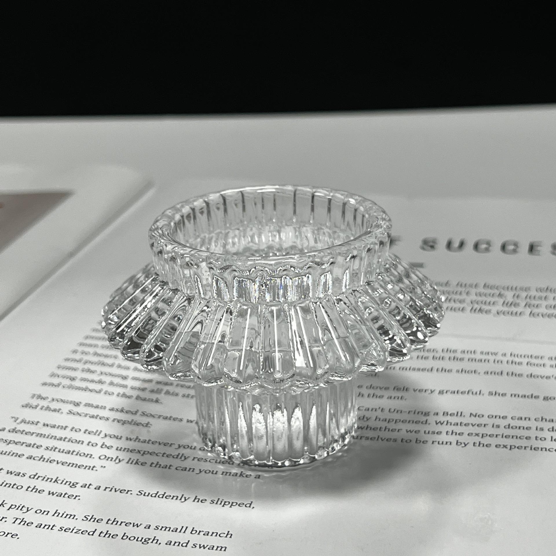

Glass Candlestick -UFO Shaped Candle Holder Decor Wedding Table Centerpiece for Candle Sticks Christmas Party Living Room Dinner