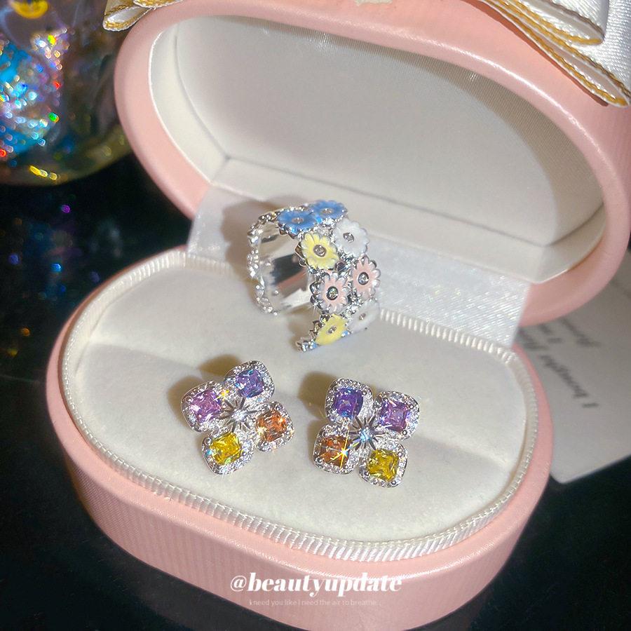 2026 Zirconia Flower Stud Earrings: Ultra-Sparkling, Silver Needle, Fresh Sweet Style, Light Luxury Jewelry