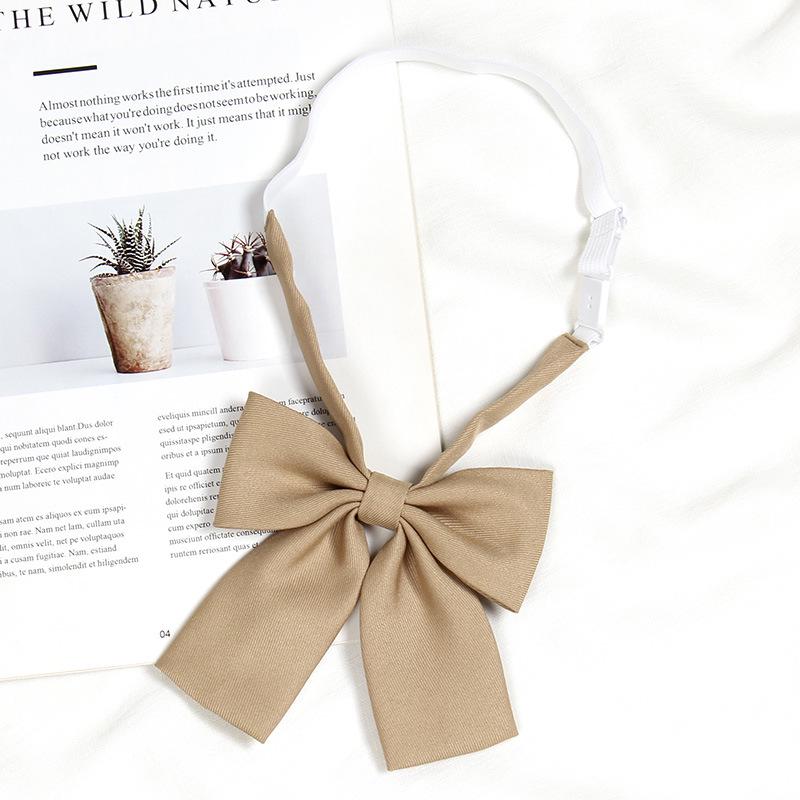 Damen Krawatte im lässigen japanischen Akademie-Stil - Schwarz, Rot, Graue Fliege