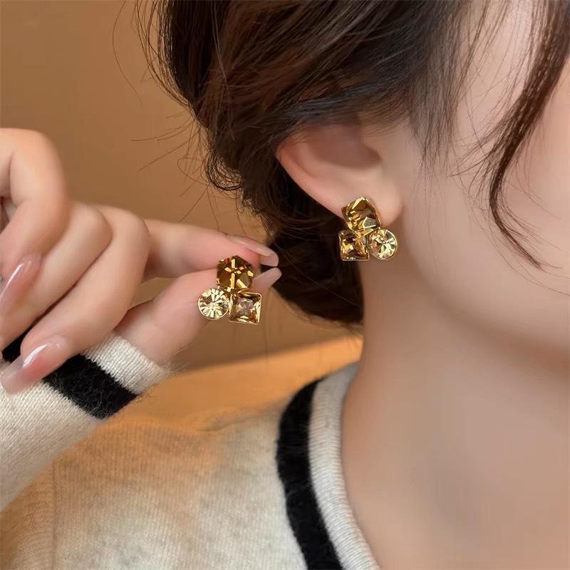 Nischen Literarische Kristallstecker: Elegant, High-End und Light-Luxury-Design für Frauen