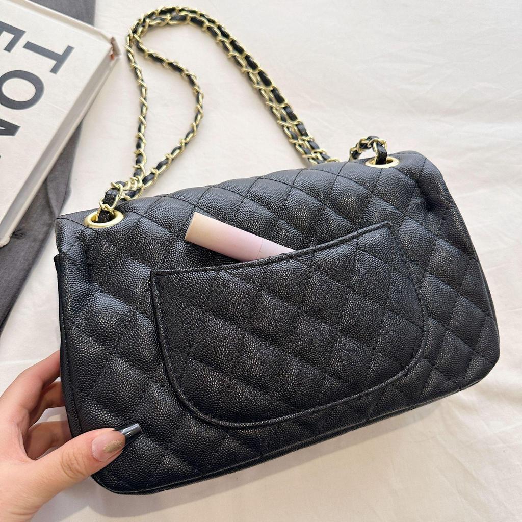 2026 European and American Retro Shoulder Bag: Women's French Flap Crossbody with Unique Design