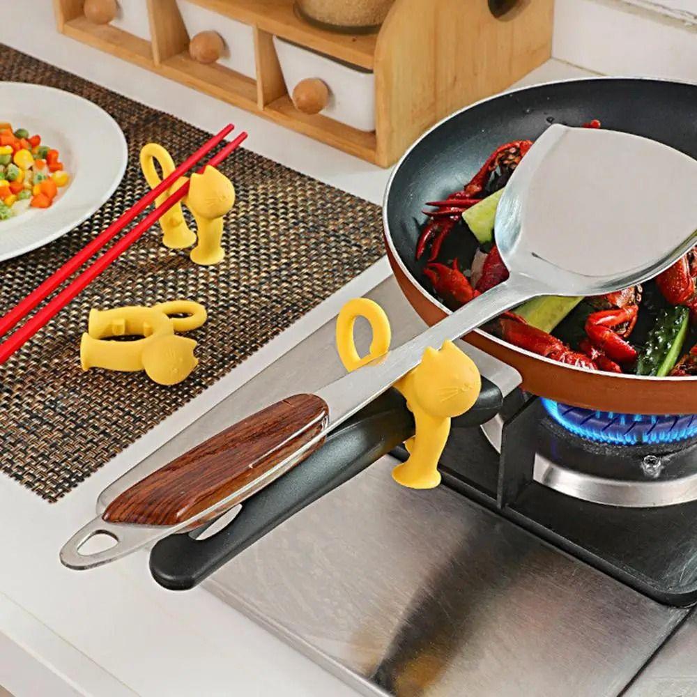 4Pcs Suction Cup Base Silicone Spoon Rack Spill-Proof Cooking Spoon Rests Overflow Pot Clip  Gadgets
