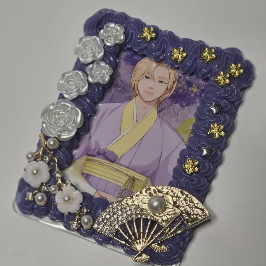 

23. I Sell A Homemade Top Box