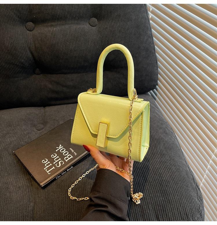Temperament Fashion Casual Women's 2025 New Summer Texture Solid Color Chain One Shoulder Crossbody Portable Small Square Bag