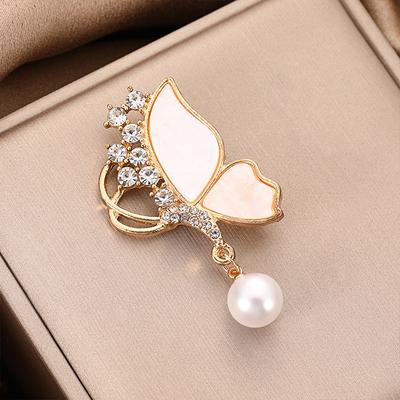 High-End Elegant Butterfly Brooch Fashionable Coat Clothing Accessory