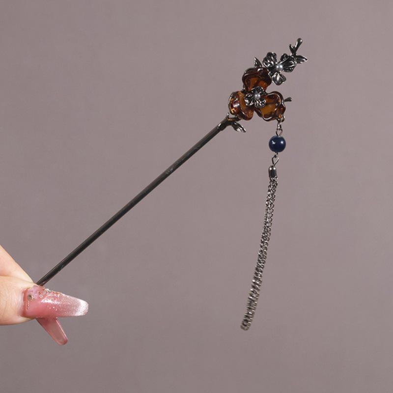 Vintage Chinese Style Hairpin for Updos - Elegant Retro Hair Stick with Tassel for Qipao