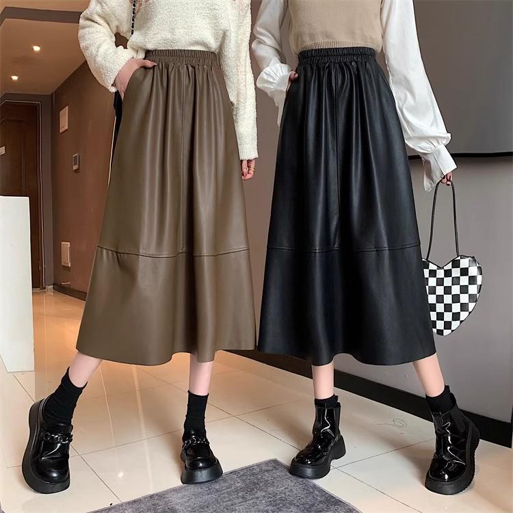 Women's Black PU Leather High-Waist Mid-Length Skirt - Slimming Bodycon Umbrella Design for Autumn/Winter 2025