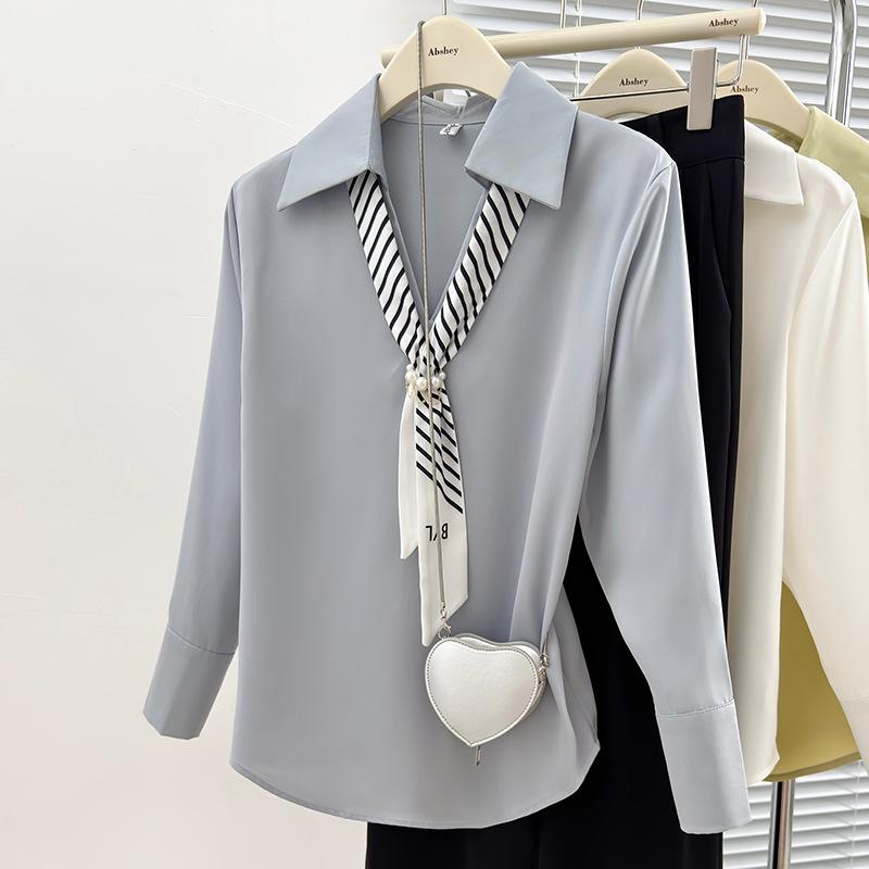 

2025 Осень Женский атласный топ с длинным рукавом в профессиональном шике S