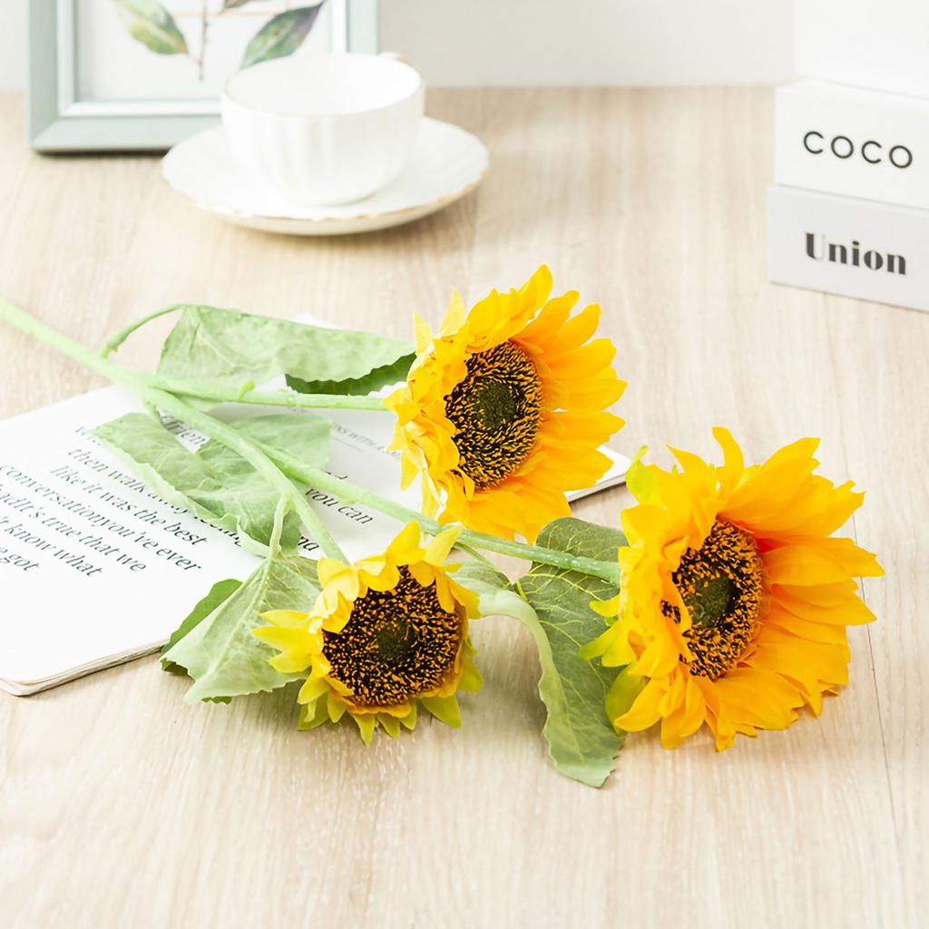 Künstliche Sonnenblume Simulationsblume Seidentuch für Heim Wohnzimmer Dekoration Hochzeitsstrauß Requisite 7 Zweige