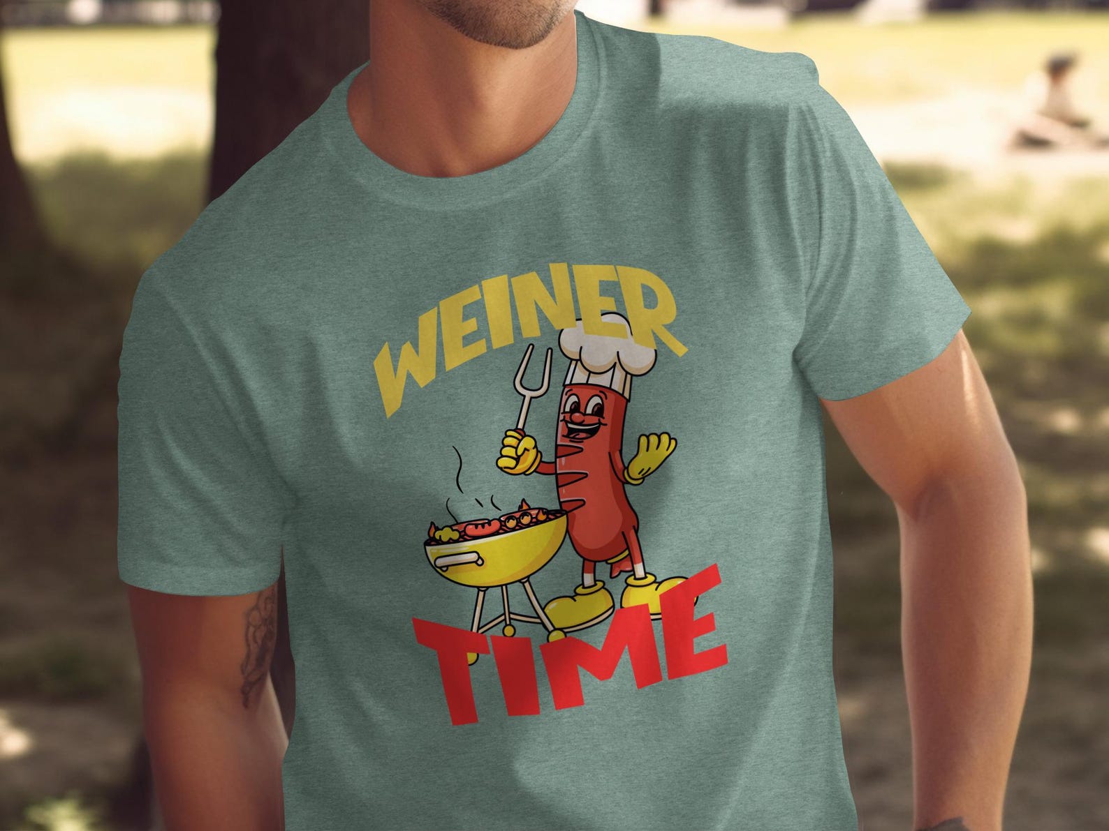 Funny Hot Dog Grill Master T-Shirt | Retro Cartoon BBQ Cookout Tee S