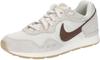 Кроссовки Nike Venture Runner Women phantom/cacao wow-sesame-white