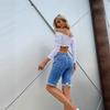 Women Mid Rise Distressed Denim Bermuda Shorts Fringe Raw Edge Knee Length Jeans Shorts Summer Casual Fashion Pants