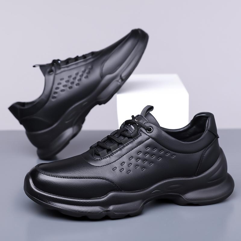 Professional Golf Shoes for Men Made of Leather Fashionable and Soft Design Ideal for Outdoor Walking Sneakers