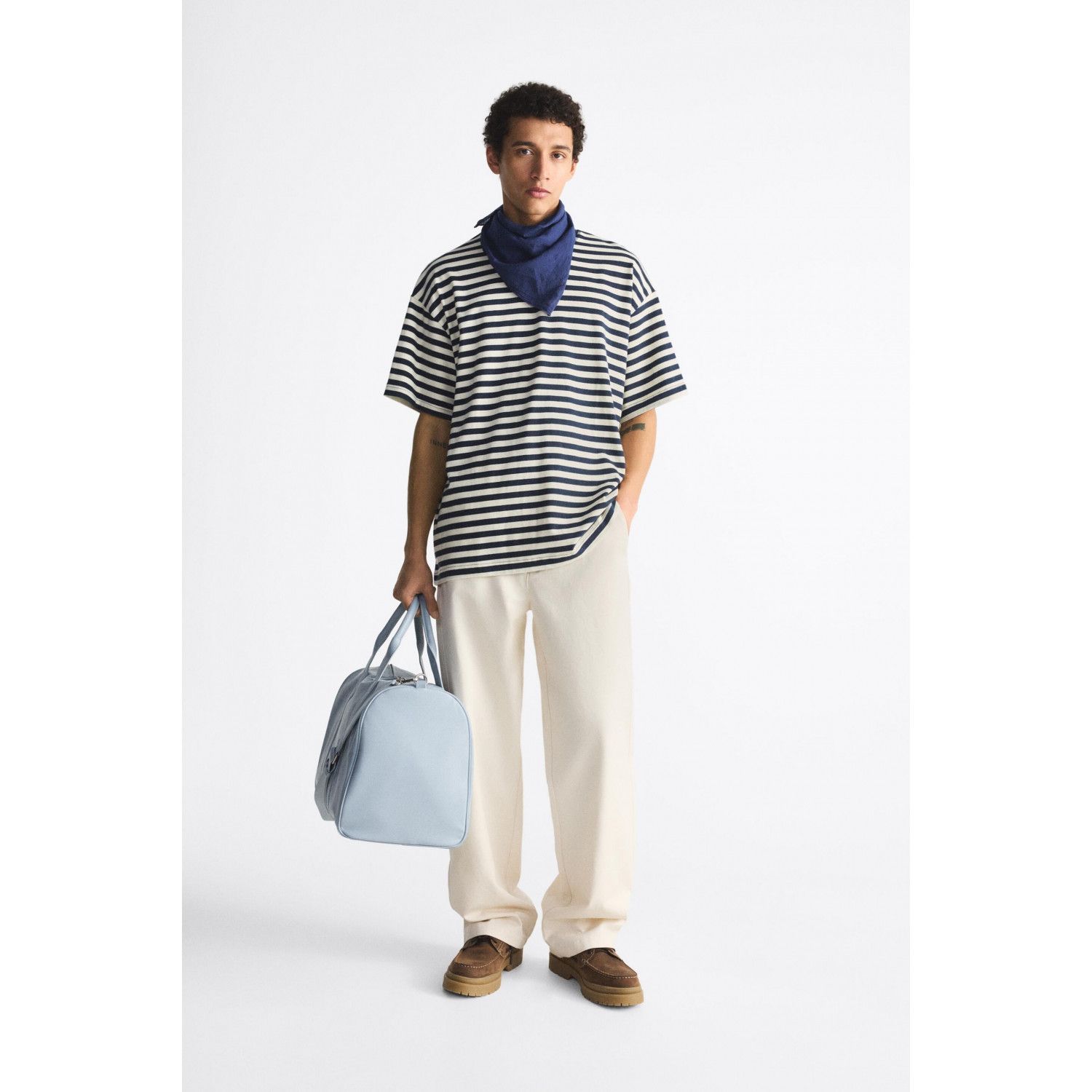 

OVERSIZE HEAVY WEIGHT T-SHIRT