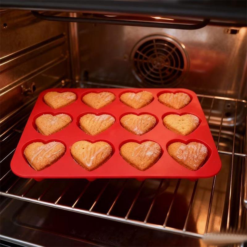 12-Cavity Silicone Cake Mold Heart-Shaped Non-Stick Baking Mold For Brownies Food-Grade Microwave Safe Cupcake Making Tool