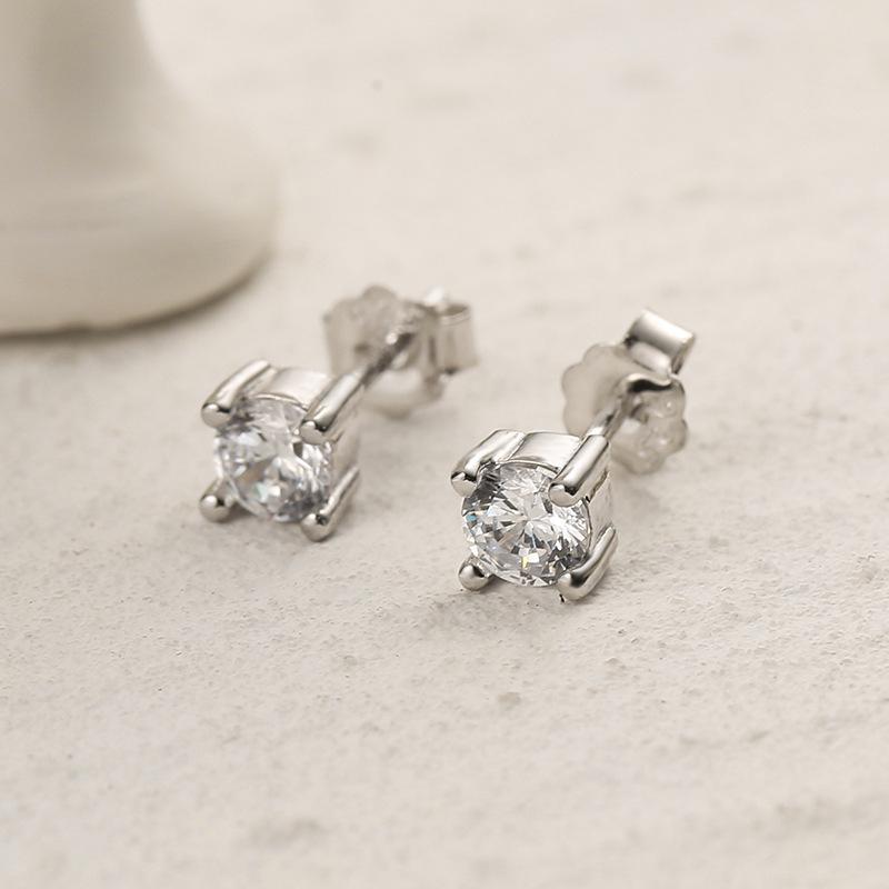 S925 Sterling Silver Four-Prong Solitaire Stud Earrings – Elegant Classic Design for Women