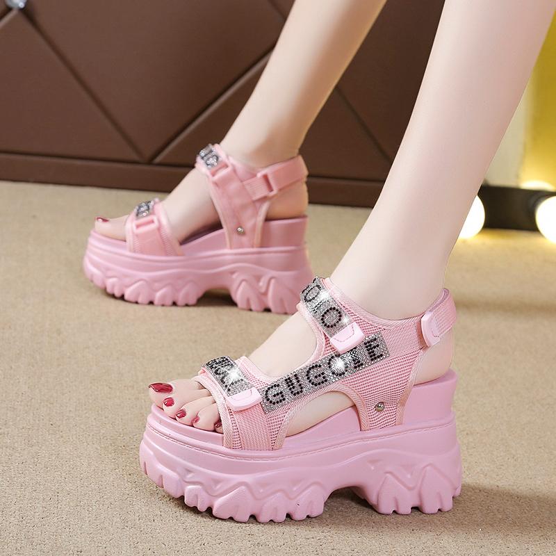 Mode Damen Keilabsatz Plateau Sandalen Strand Sommer Rutschfest Designer Schuhe Hohe Absätze Sexy Lauf-Sandalen Mode Sandalias De Mujer
