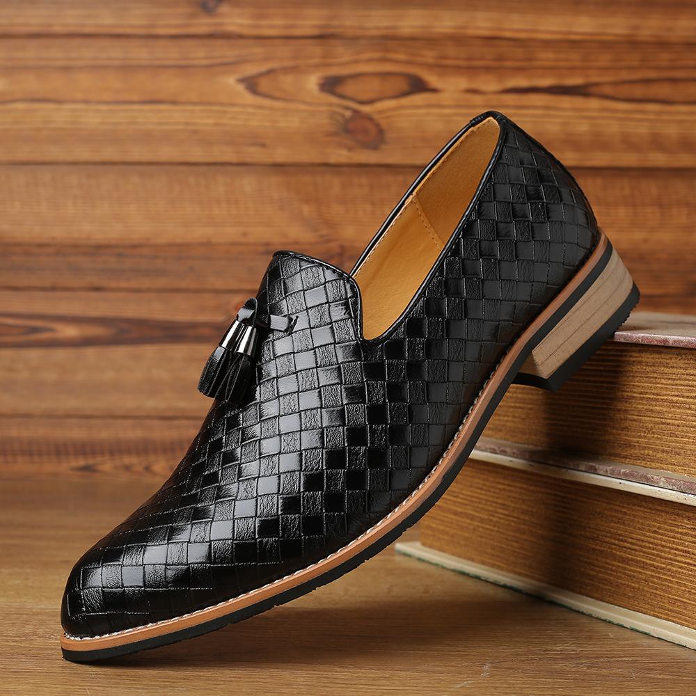 Herren Luxus Freizeit Schuhe Herbst Leder Slipper Büro Kleiderschuhe Herren Fahr-Mokassins Bequeme Slipper Party Mode Schuhe