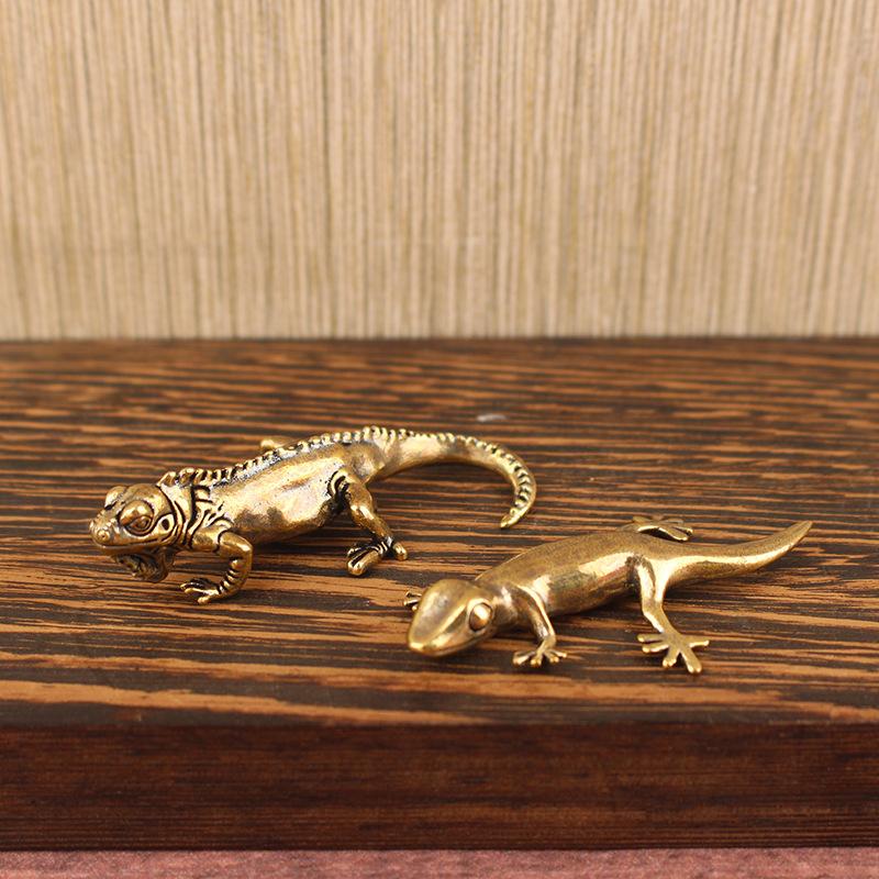 Figurka gekona Domácí dekorace Malé ozdoby Stará mosaz Zvířecí figurky Čajový mazlíček Stolní dekorace Doplňky pro domácí dekoraci