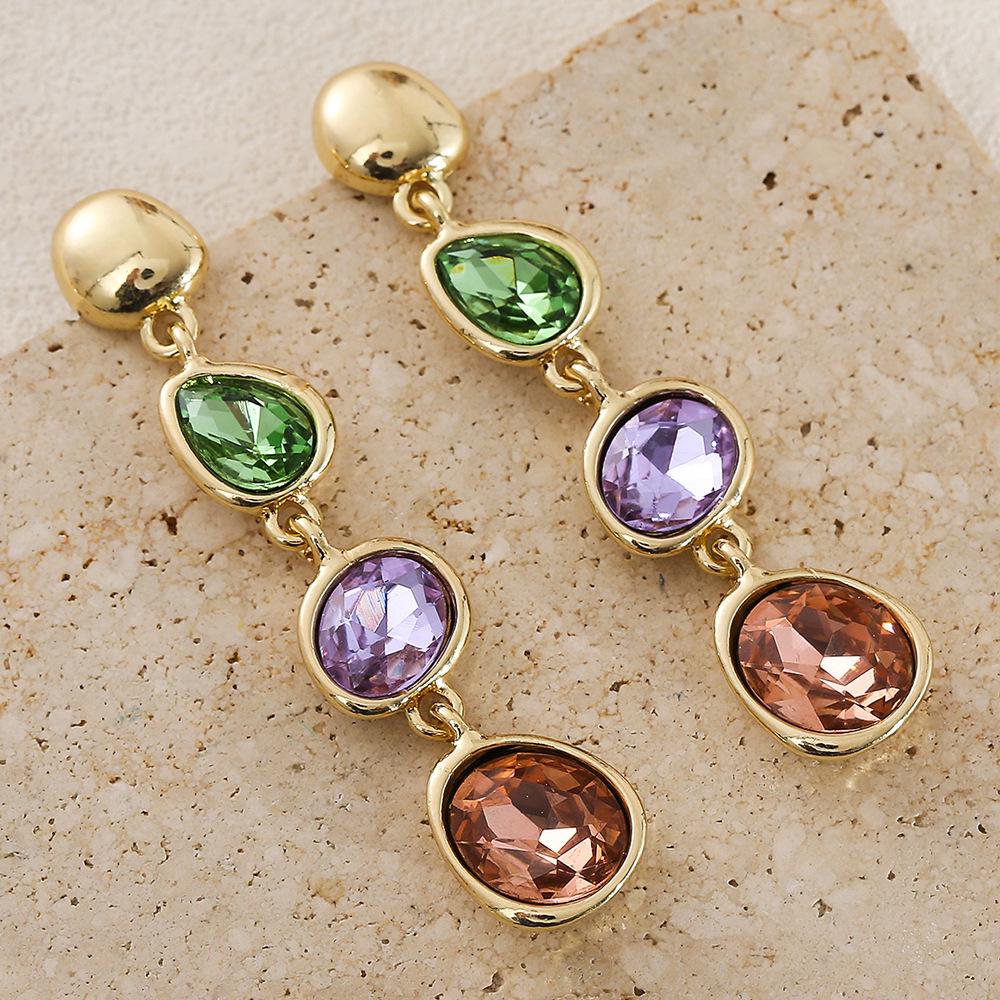 Europejskie i Amerykańskie Retro Kolorowe Kolczyki z Inkrustowanymi Diamentami: Proste, Wszechstronne, Lekki Luksusowe Kolczyki