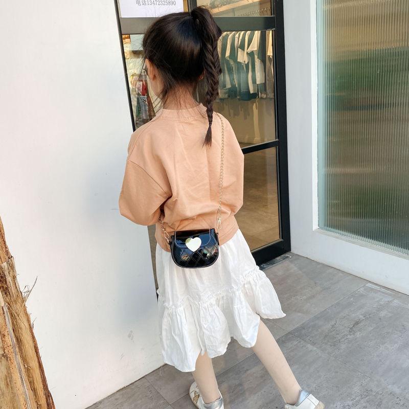 Borse a Spalla in Pelle Verniciata per Bambine Mini Borsa a Tracolla a Forma di Cuore per Bambini Portamonete a Catena alla Moda per Bambini Borse Portafogli