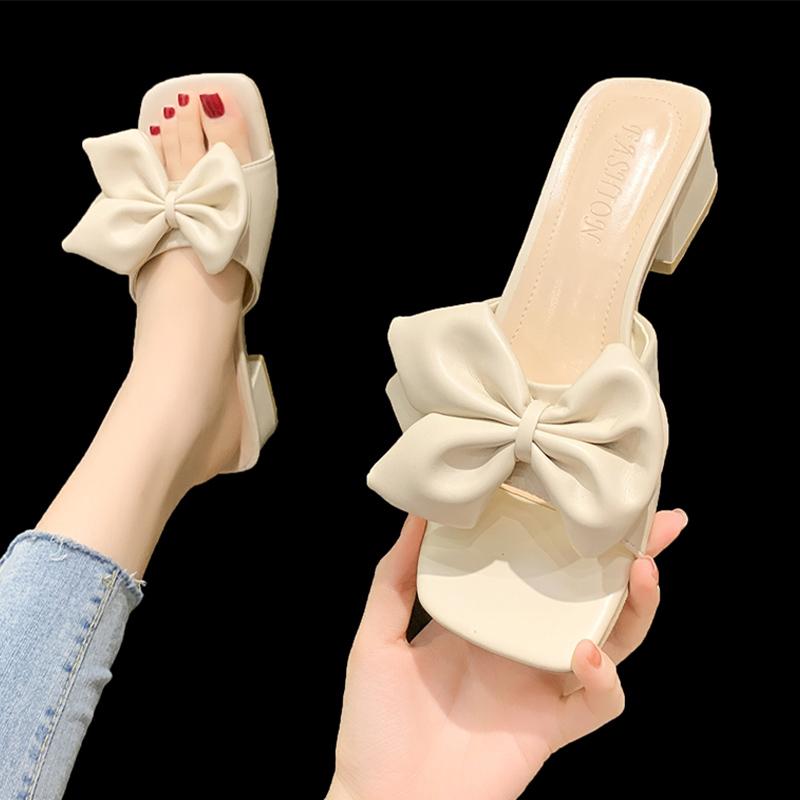 Mode Bogen Mid Heels Frauen Hausschuhe Sommer Neue Trend Designer Sandalen Chunky Schuhe Damen Kleid Flip -Flops Frauen Folien