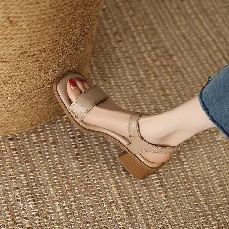Fashion Women's Summer Retro Square-toed Thick-heeled Roman Sandals Casual and Comfortable Soft-soled Beach Sandals Sandalias De Mujer