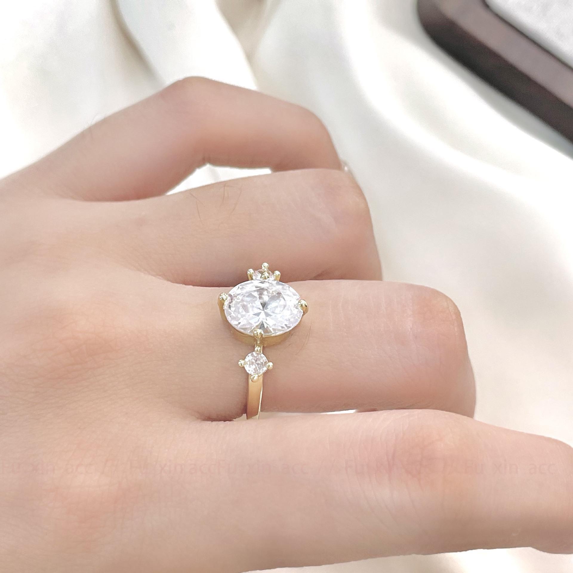 

Средневековое серебряное кольцо с цветной эмалью и акцентами из циркония — изысканный, универсальный дизайн в стиле ретро rr491