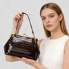 Trendy Large Capacity Women's Clasp Handbag - Versatile and Stylish Single Shoulder Bag