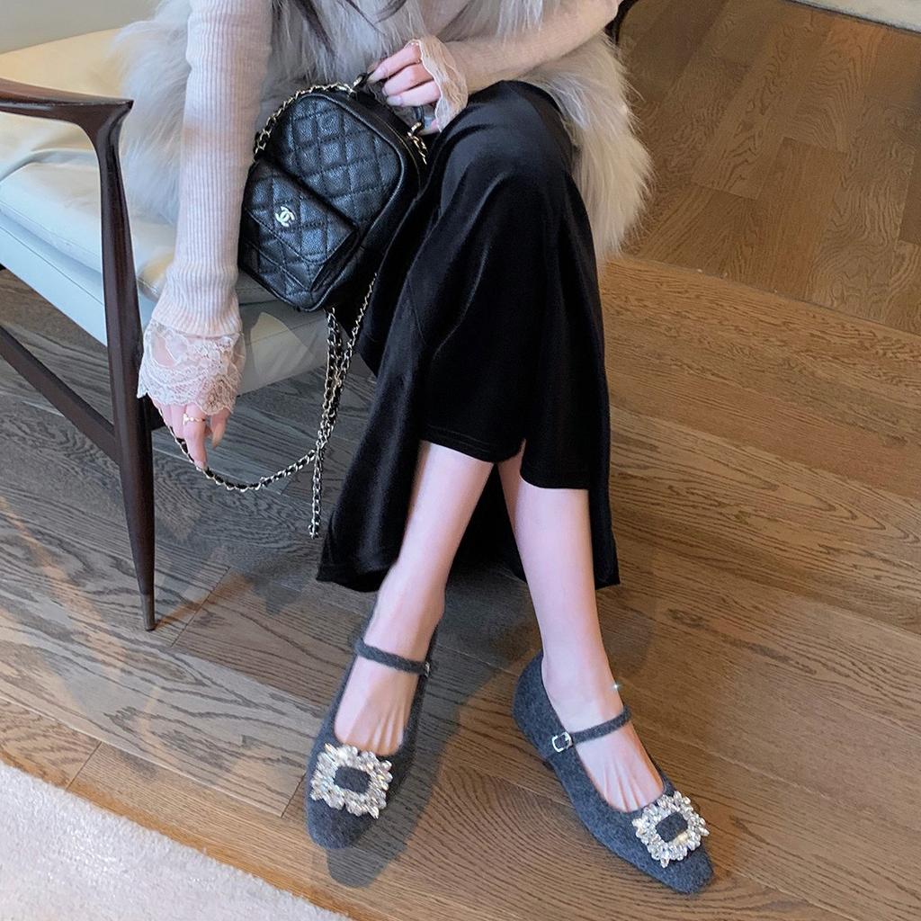 Grape mother of the same style~ Diamond buckle with Mary Jane shoes women's velvet French evening wind square head cashmere winter shoes