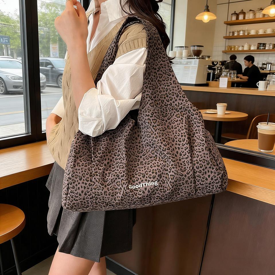 

Autumn New Style Vest Blogger Single Shoulder Bag Leopard Print Spring Summer Pink Korean серый