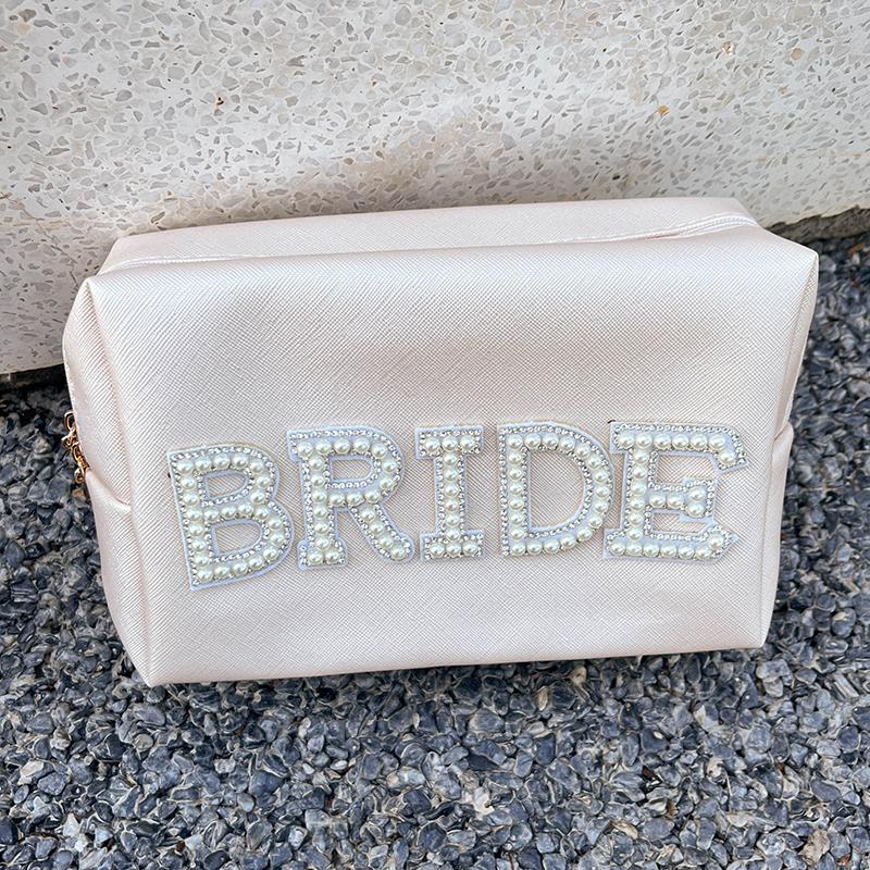 

Bride to be makeup Bag Bachelorette Hen Party bridal shower Beach pool Wedding Engagement Honeymoon decoration Future Mrs gift шампанского