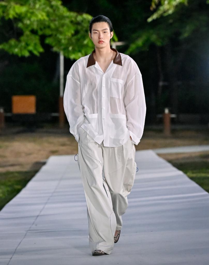 Ordinary People Re : Leather Collar French Shacket [White]