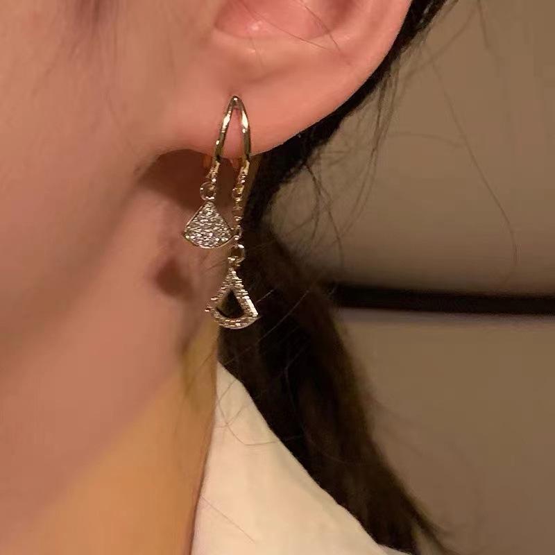 Autumn/Winter 2025 Trendy Checkered Mosaic Earrings for Women