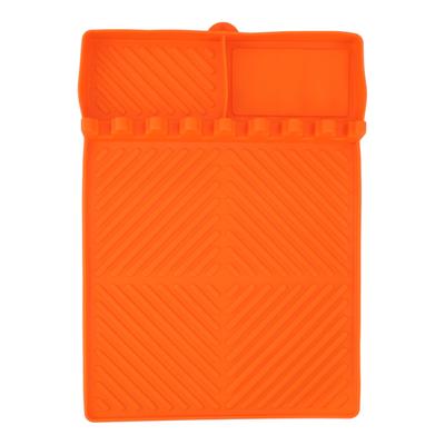 Grillwerkzeugmatte Silikon 8 Schlitze 16x11,5in Rutschfest Hitzebeständig Leicht zu Reinigen Grillplatte