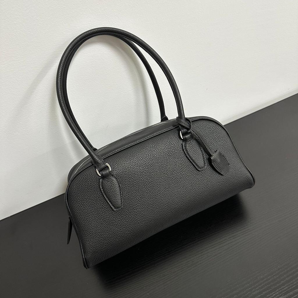 New top-layer cowhide underarm pillow bag one-shoulder casual zipper bowling women's bag old money style minimalist bag