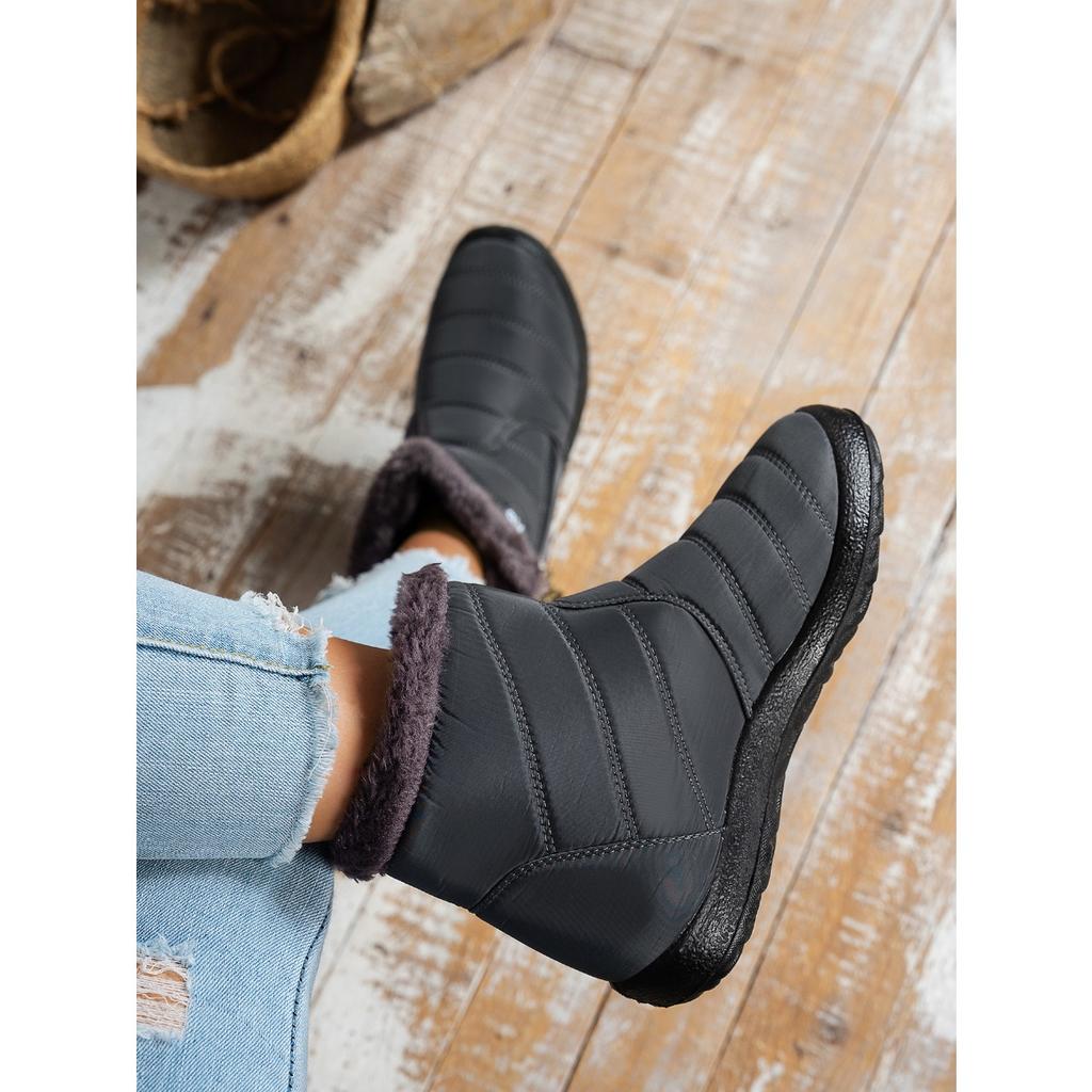 Women's Comfortable Winter Boots with Plush, Soft Soles for Outdoor Warmth, Suitable for All Seasons