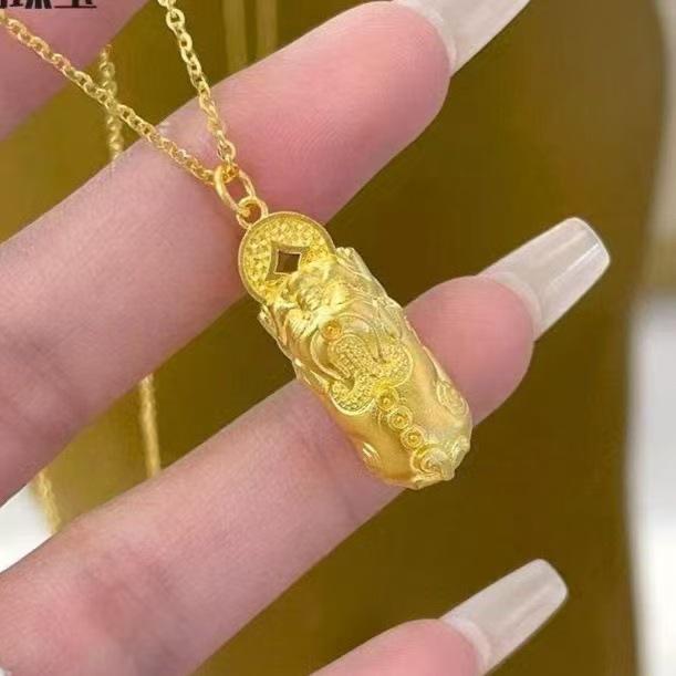 Gold Copper Pixiu Necklace: Women s Chinese Style Chain with High-Class Feel