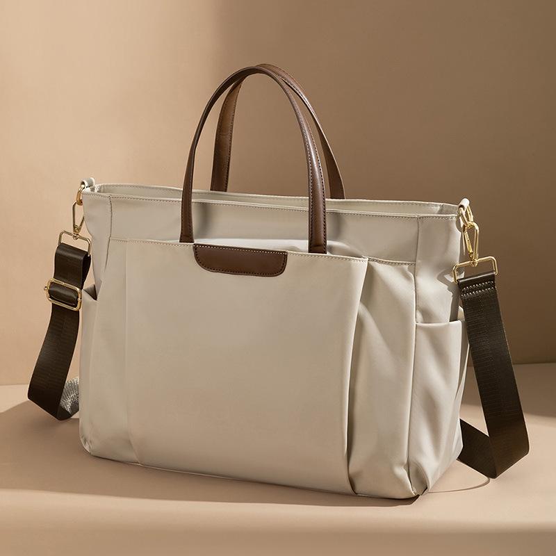 2025 Women's 15.6" Laptop Bag: New Style, Large Capacity, Lightweight, Ideal for Business Commute