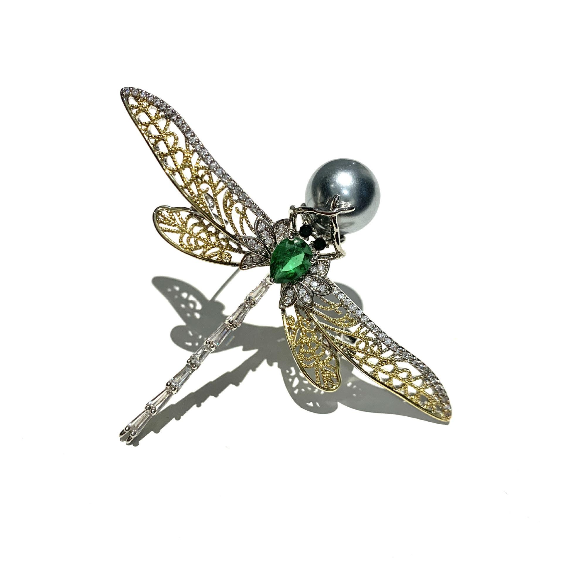Gold-Plated Dragonfly Brooch with Zirconia and Pearl
