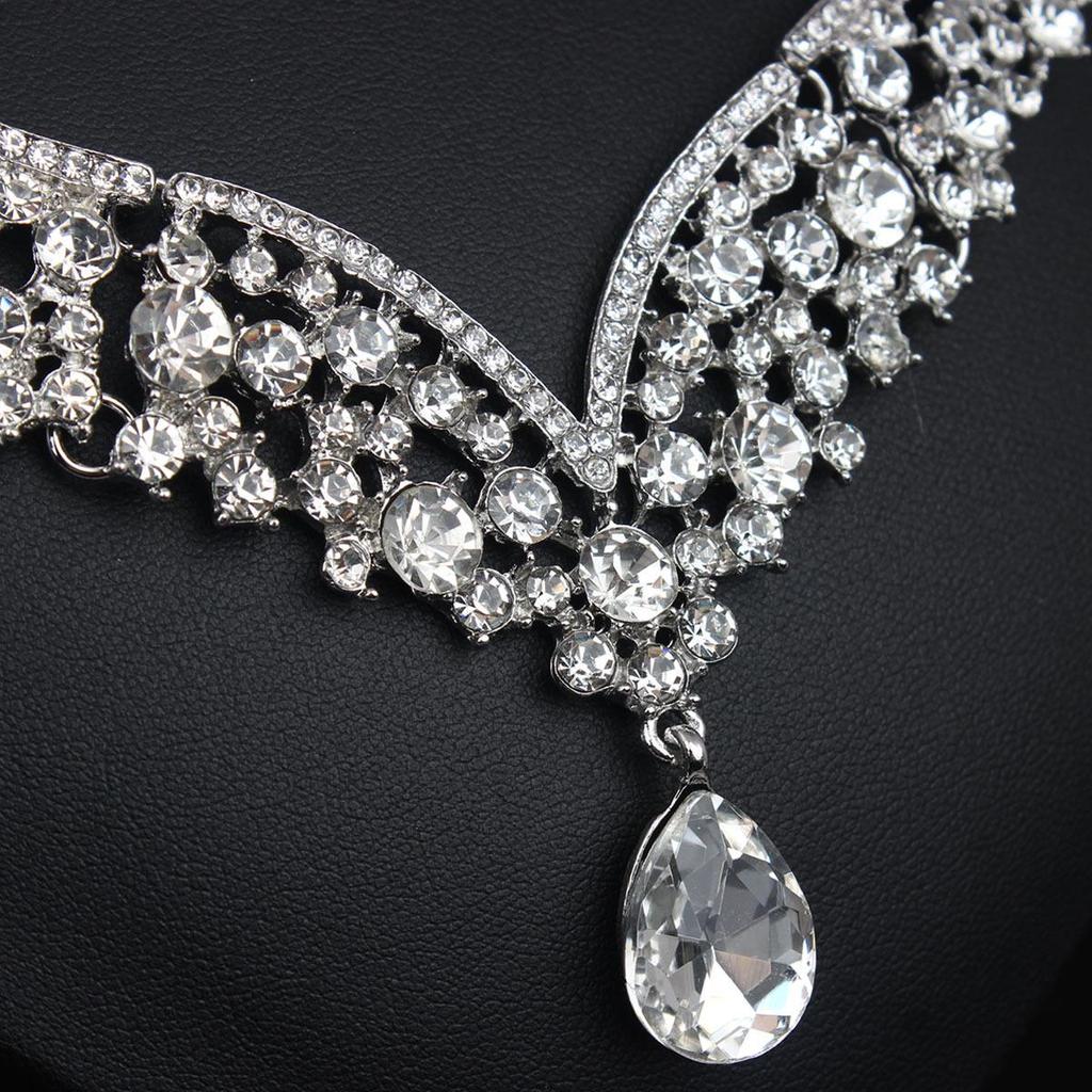 European & American Minimalist Rhinestone Necklace & Earring Set: Elegant Bridal Banquet Accessories for Women