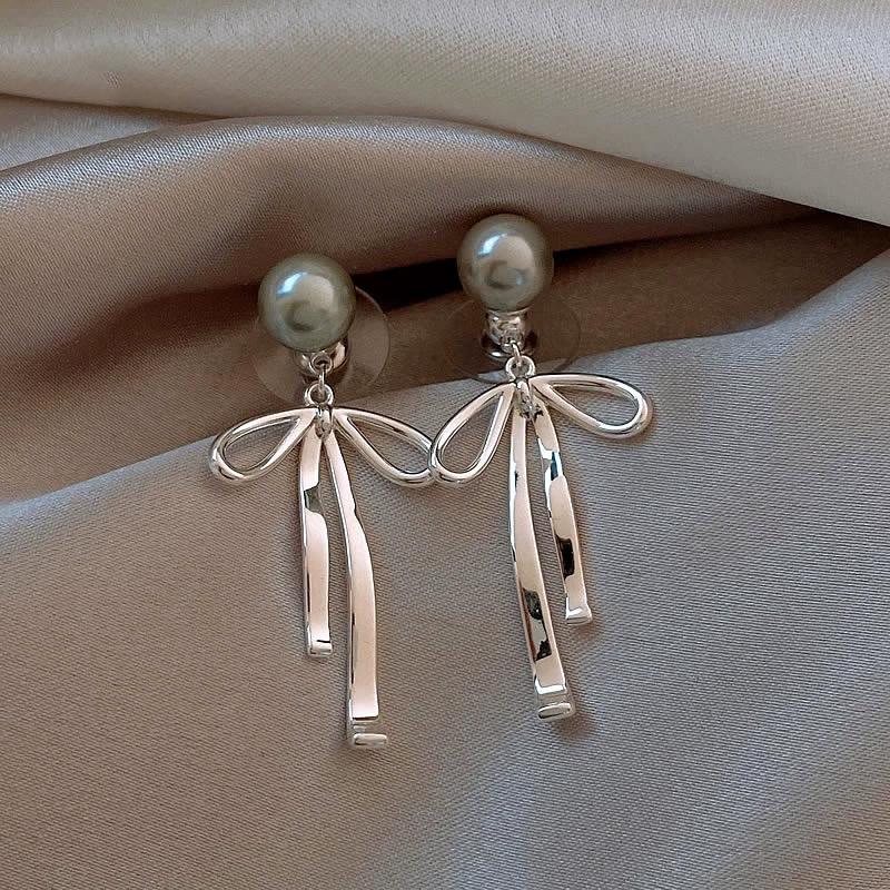 

Серьги-подвески с цветком из жемчуга Серебряная игла высокого класса - Модная ретро французская элегантность